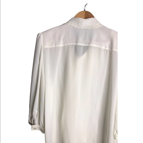 Vintage Dana Alexander | White Lace Detail Button Down Blouse - Picture 7 of 8